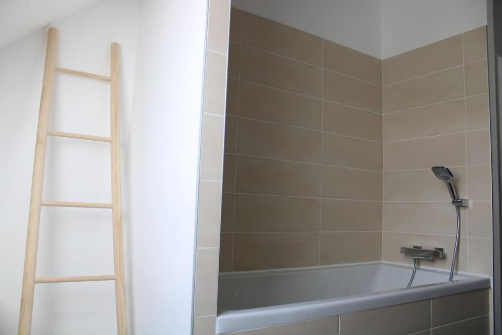 Gite De Charme A La Ferme - Duplex Landrévarzec Exterior foto